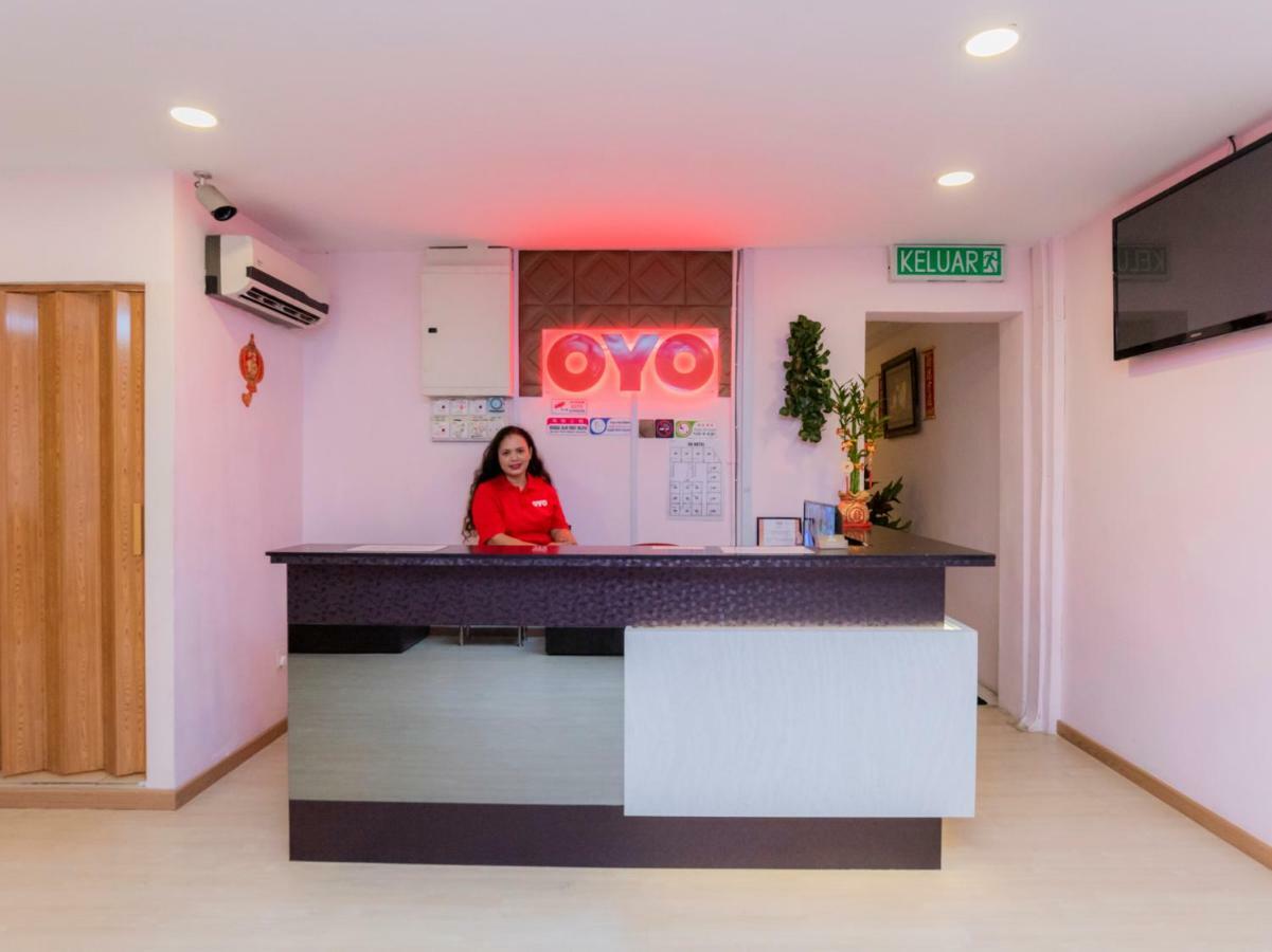 Oyo 44026 98 Hotel Johor Bahru Eksteriør bilde